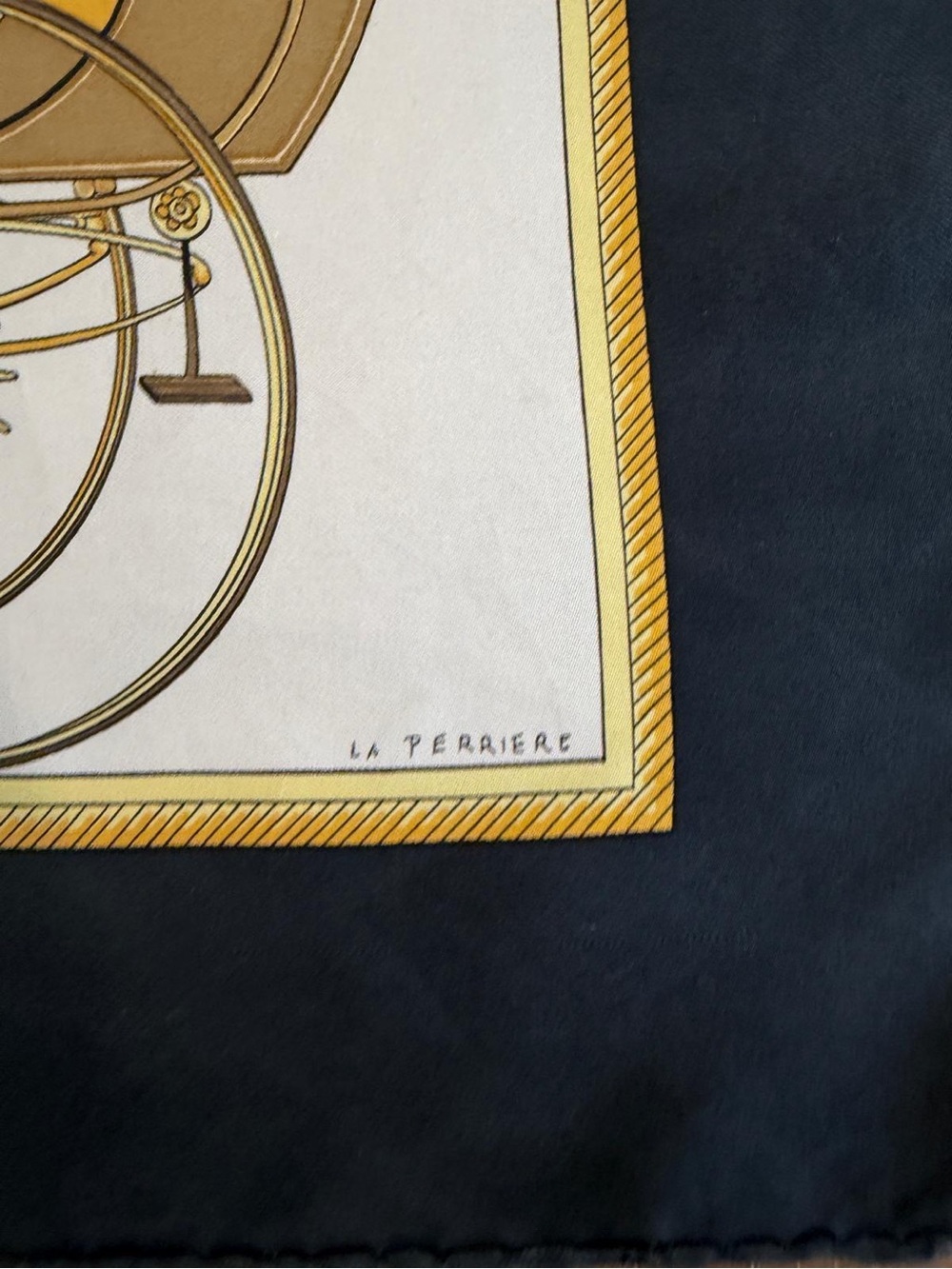 Hermes Silk Scarf Carré 90 Scarf Black Gold White Hand Rolled Made In France - Picture 6 of 13